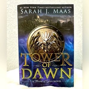 Tower of Dawn by Sarah J Maas 2017 original paperback cover